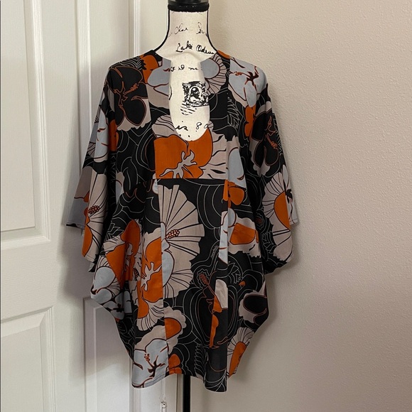 Manuhealii Dresses & Skirts - NWT Manuhealii Makapuʻu Dress Hibiscus Cinnamon Spice OS